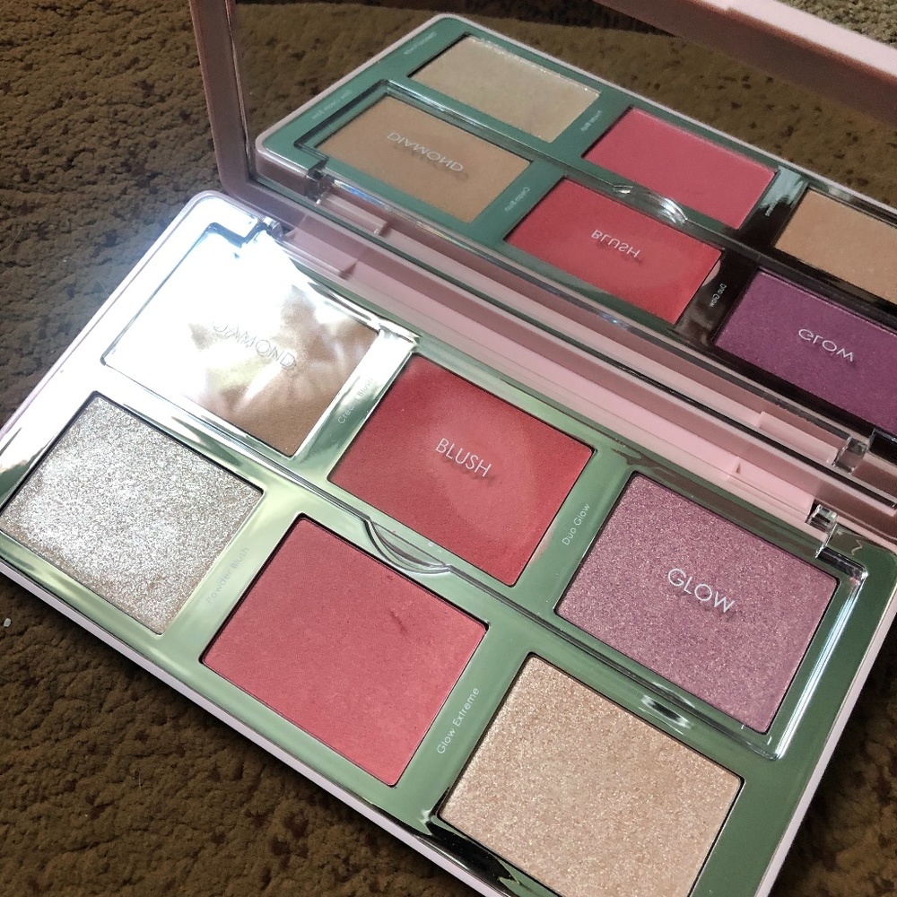 Diamond & Blush